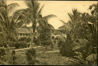 Mission Actuelle de Kisantu vue de Jardin (Current Kisantu Mission – View of the Garden)
