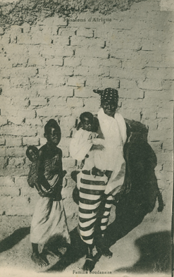 Famille Soudanaise (Sudanese Family)