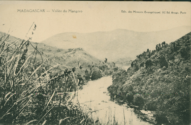 Vallee du Mangoro (Mangoro Valley)